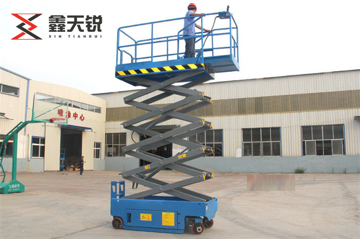 電動(dòng)輔助行走升降機